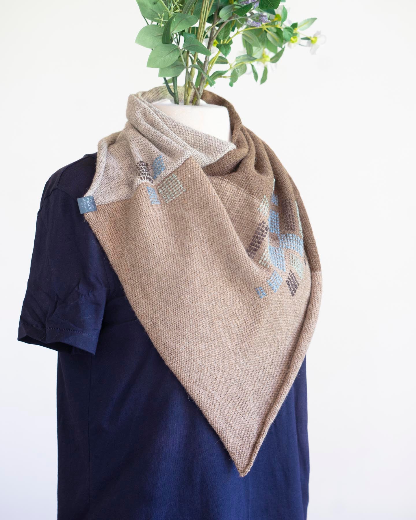 Darwinia - Naturally Coloured Wool